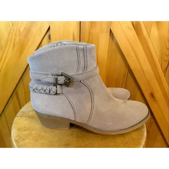 Baretraps Masey ankle booties suede Size 8.5M braided - Picture 1 of 7